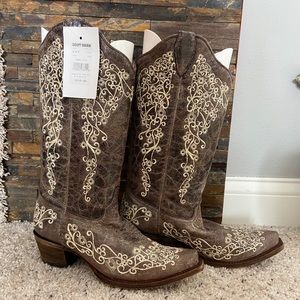 NWT CORRAL COWGIRL BOOTS